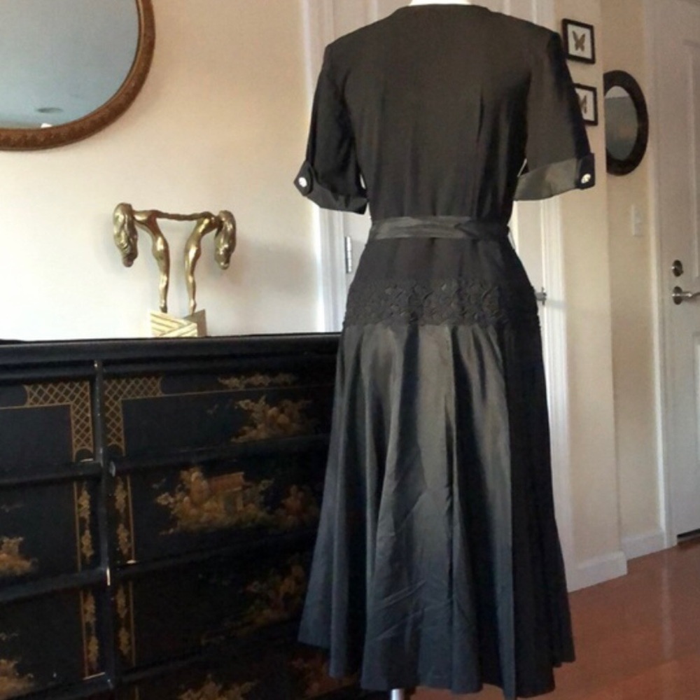Fabulous 1940’s/50’s Dress - Picture 4 of 7